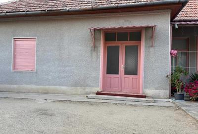 Casă cu 4 camere în Semlac - 6