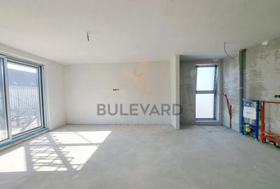 Penthouse cu 4 camere semidecomandat în Europa - 10