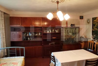 Casă cu 4 camere cu Teren 2850 Mp în Bucium