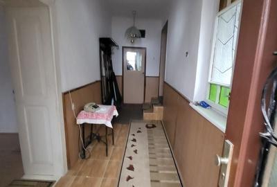 Casă individuală cu 3 camere cu Canalizare în Câlnic - 7