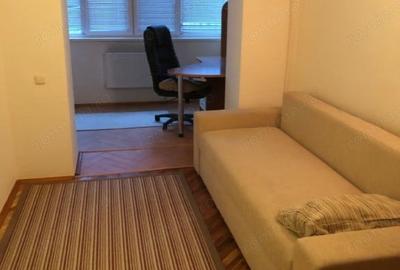 Apartament cu 2 camere decomandat în Costin Georgian - 1