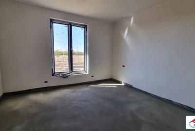 Casă cu Teren 670 Mp în Central