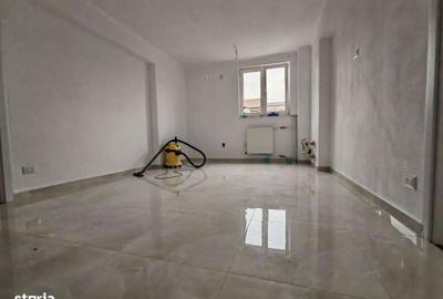 Apartament cu 2 camere decomandat în Rogerius