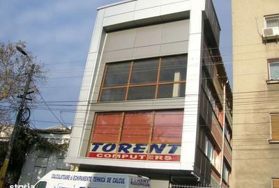 Spațiu comercial, de 45 mp, în Central - 5