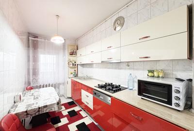 Penthouse cu 4 camere decomandat, mobilat în Cug - 9
