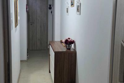 Apartament cu 3 camere semidecomandat în Central - 4