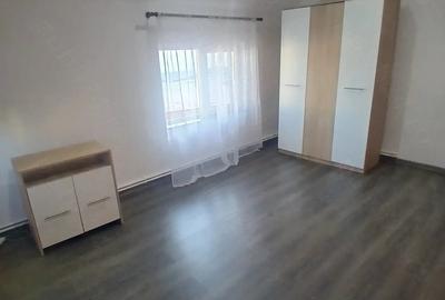 Apartament cu 3 camere decomandat în Central - 4