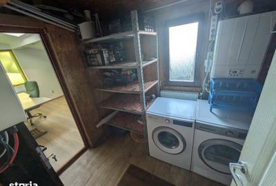 Casă cu 4 camere cu Teren 1750 Mp în Central