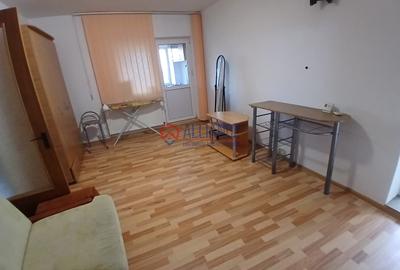 Apartament cu 2 camere decomandat în Poarta 6 - 6