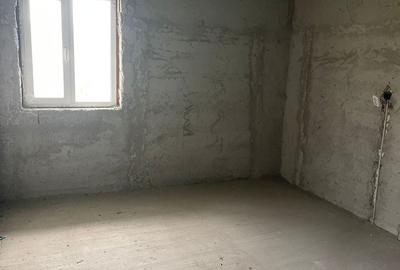 Casă cu 4 camere cu Teren 520 Mp în Poroschia