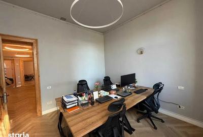 Spațiu comercial, de 125 mp, în Central