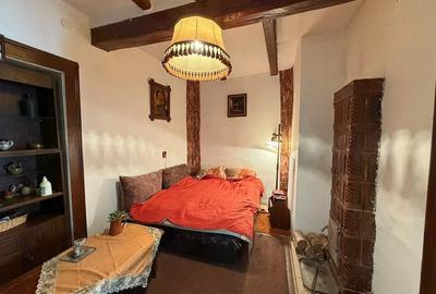 Casă cu Teren 1215 Mp în Ant