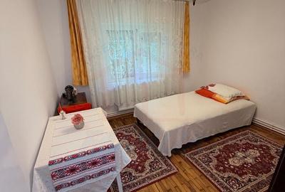 Apartament cu 2 camere în Micro 21