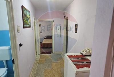 Apartament cu 2 camere decomandat în Cornișa - 2