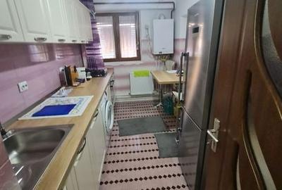 Apartament cu 4 camere decomandat în Țiglina 1 - 7
