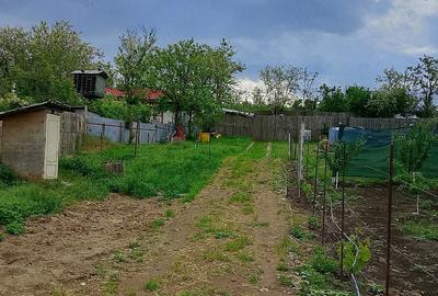 Casă cu Teren 2100 Mp în Grivița - 2