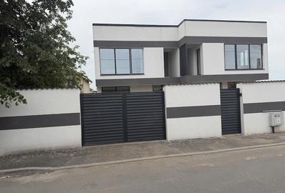 Casă cu Teren 250 Mp în Central - 7