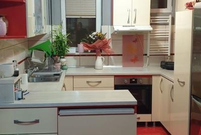 Apartament cu 3 camere decomandat în Rogerius - 1