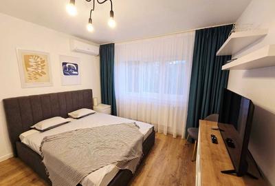 Apartament cu 2 camere decomandat în Apărătorii Patriei