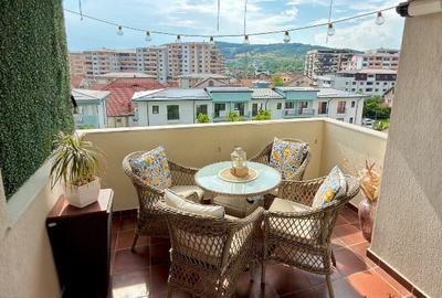 Apartament cu 2 camere decomandat în Ostroveni