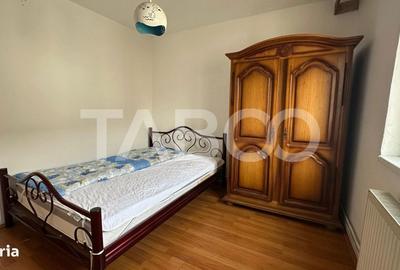Apartament cu 3 camere decomandat în Turnișor - 2