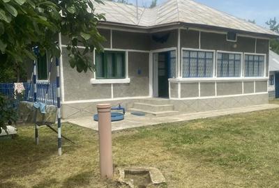 Casă cu 3 camere în Săpata - 1