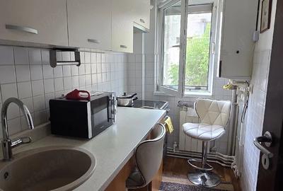 Apartament cu 3 camere semidecomandat în Central - 4