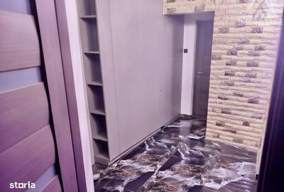 Apartament cu 2 camere decomandat în Nicolina