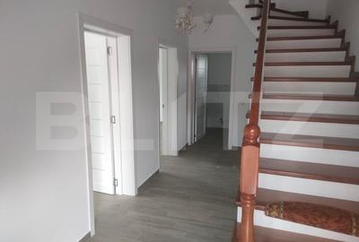 Duplex cu 4 camere cu Teren 240 Mp în Exterior Nord