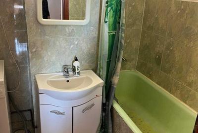 Apartament cu 3 camere decomandat în Central - 1