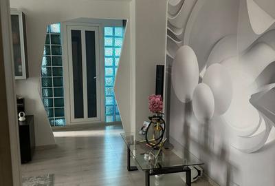 Apartament cu 3 camere în Rahova