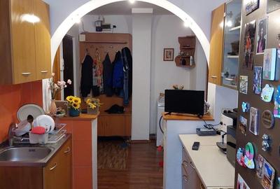 Apartament cu 2 camere decomandat în Central - 3