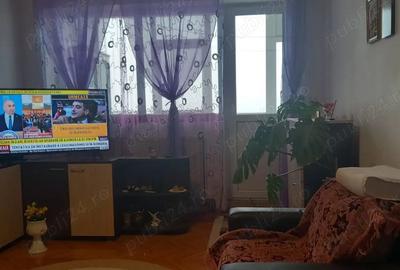 Apartament cu 2 camere semidecomandat în Central - 1
