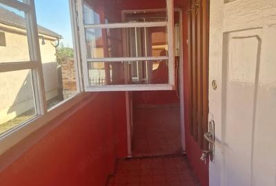 Casă cu 2 camere cu Teren 2 Mp în Central