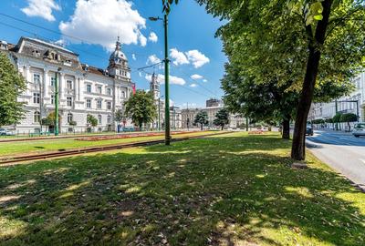 Apartament cu 3 camere decomandat în Ultracentral - 1