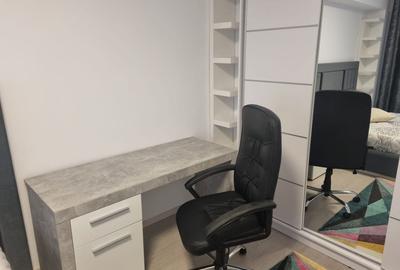 Apartament cu 3 camere semidecomandat în Central - 2