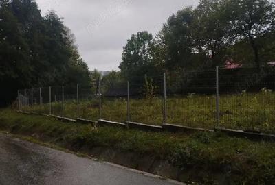 Teren de 6385.6 mp, în Berislăvești - 2