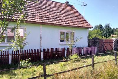 Casă cu 4 camere în Susani - 2