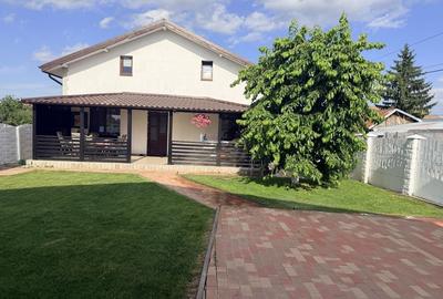 Casă cu 4 camere în Săbăreni - 3