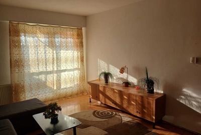 Apartament cu 2 camere decomandat în Central - 2