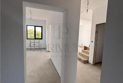 Duplex cu 4 camere cu Canalizare în Moșnița Nouă - 8
