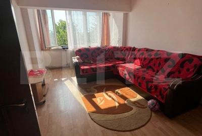 Apartament cu 2 camere semidecomandat, mobilat în Câmpia Turzii