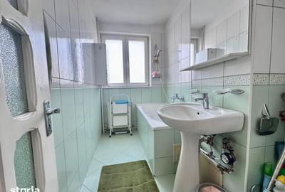 Apartament cu 3 camere decomandat în Orizont - 1
