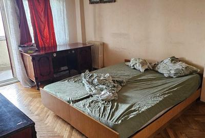 Apartament cu 2 camere semidecomandat în Complex Studențesc