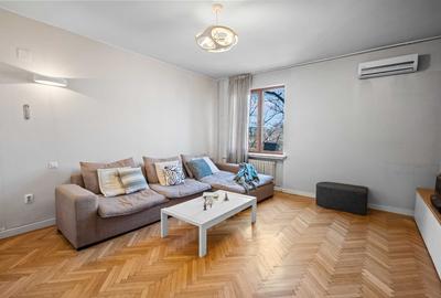 Apartament cu 2 camere decomandat în Panduri