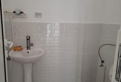 Spațiu comercial, de 150 mp, în Central - 2