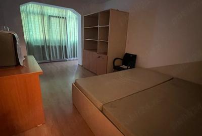 Apartament cu 2 camere decomandat în Central - 1