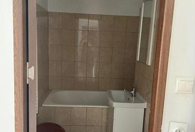 Apartament cu 2 camere decomandat în Milcov - 5