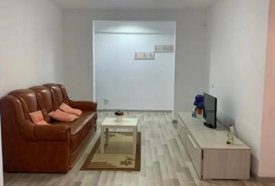 Apartament cu 2 camere semidecomandat, mobilat în 1 Mai - 1
