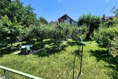 Apartament cu 3 camere decomandat, mobilat în Sub Arini - 17